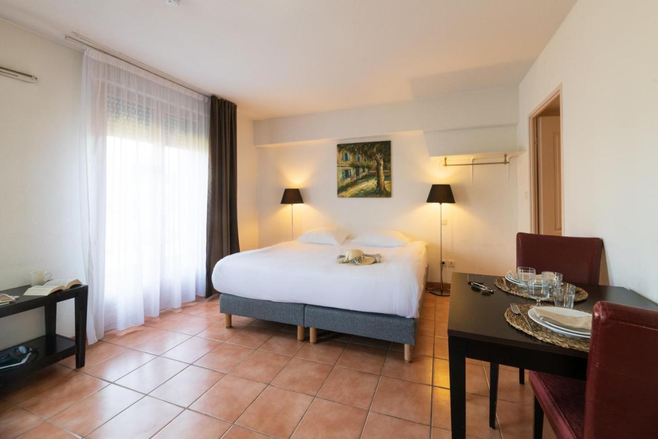 Отель Cerise Carcassonne Sud Экстерьер фото