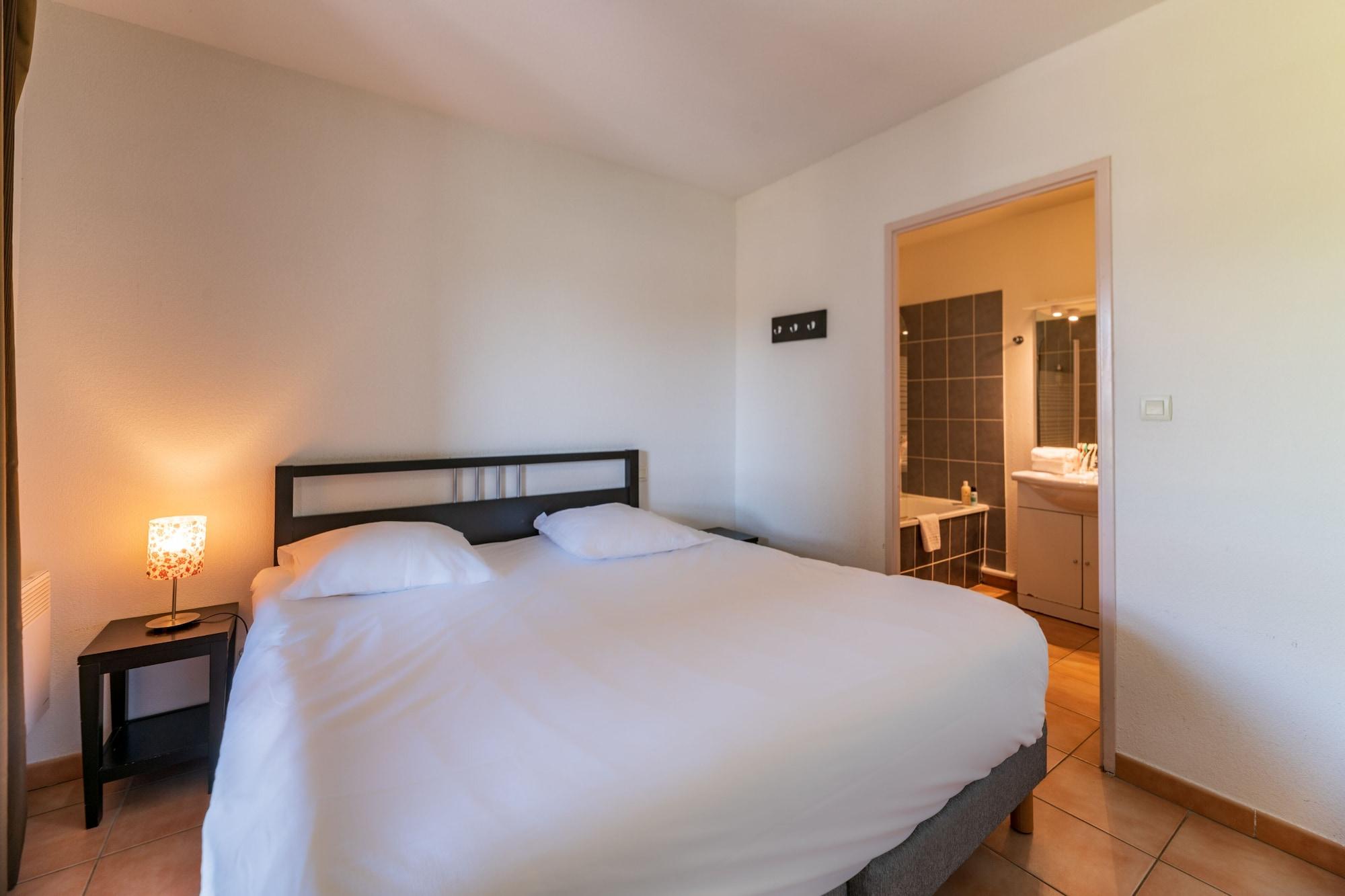 Отель Cerise Carcassonne Sud Экстерьер фото